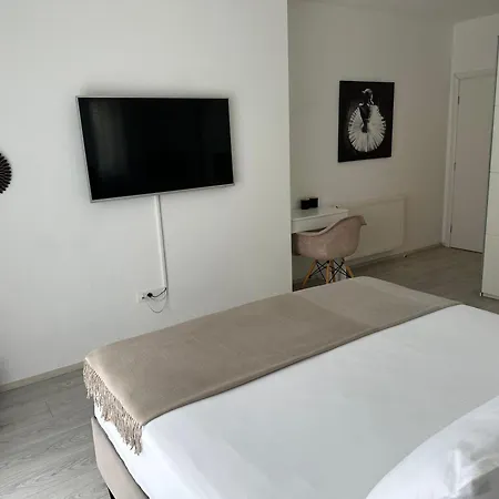 Meri Villa